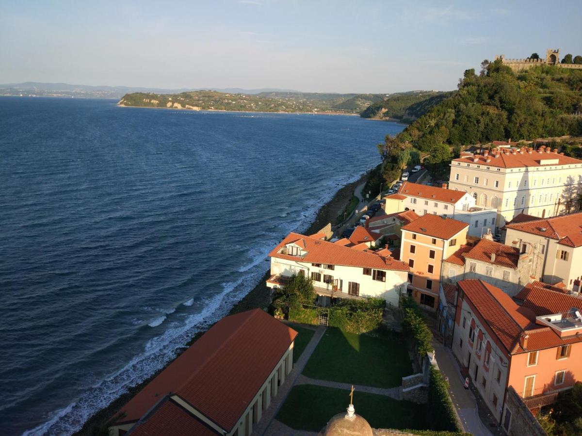 E & E * Piran